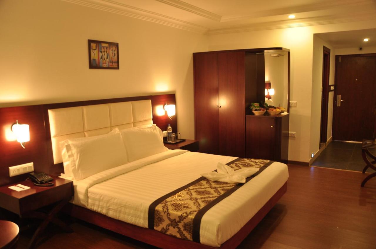 Grand Clarks Inn Badami Dış mekan fotoğraf