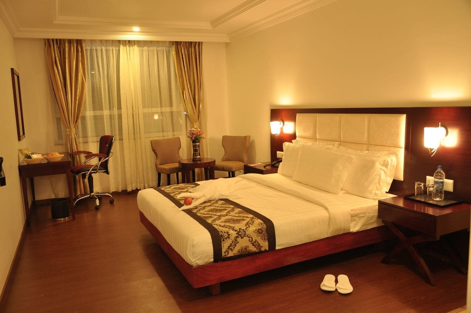 Grand Clarks Inn Badami Dış mekan fotoğraf