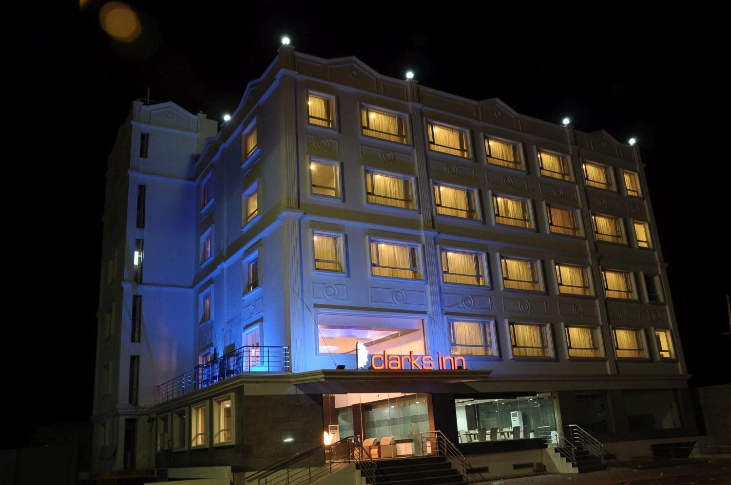 Grand Clarks Inn Badami Dış mekan fotoğraf